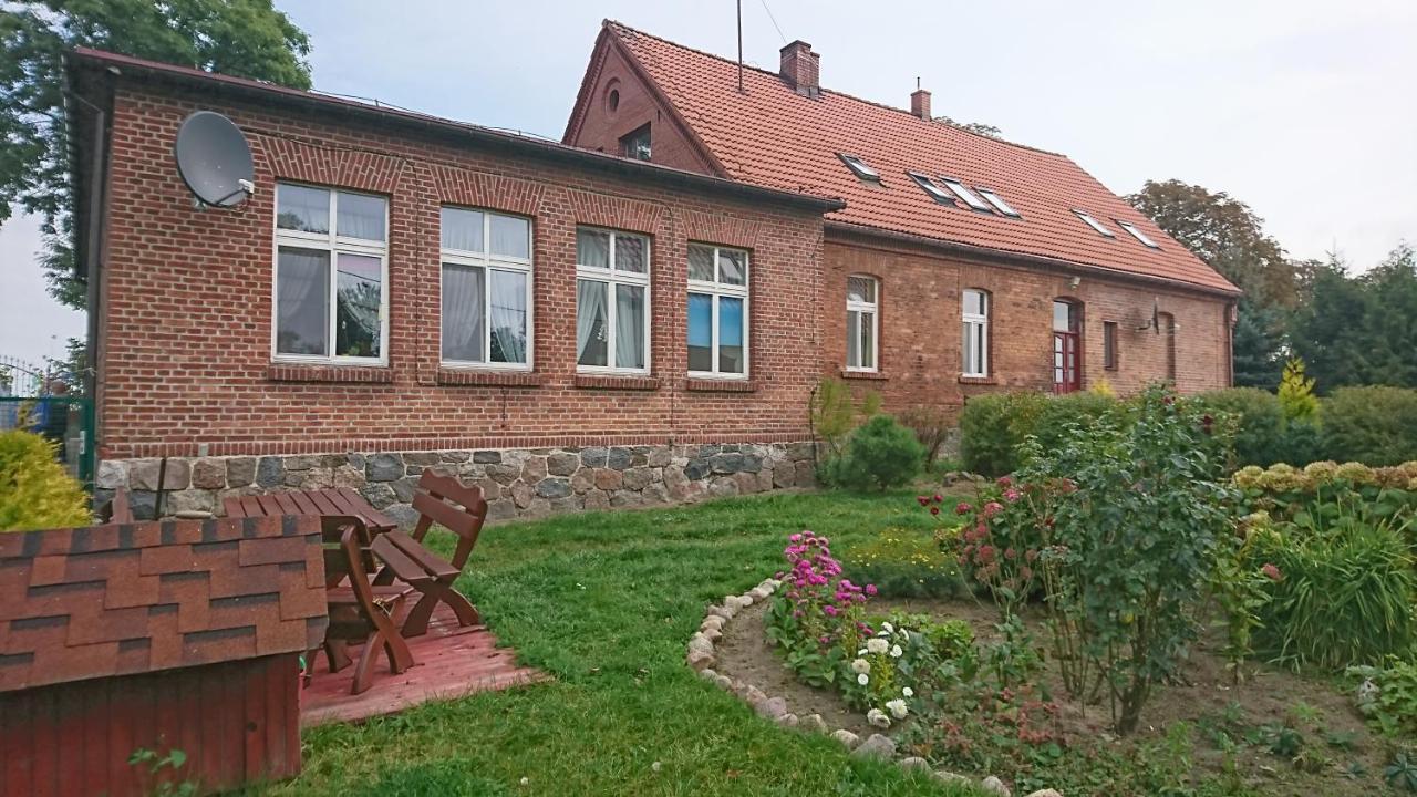 Noclegi Zdzislaw Sieradzki Zbiczno エクステリア 写真